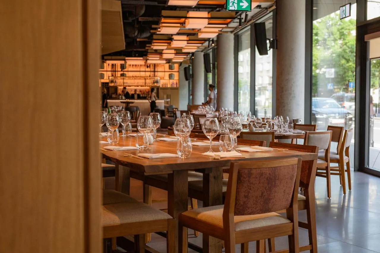Nobu Hotel Varsovia 5*,