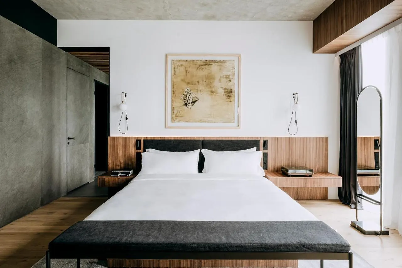 Nobu Hotel Varsovia