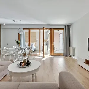 Aura - Riverside & Parking By Downtown , Gdansk Polonia